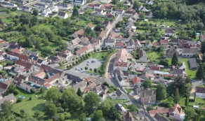 thumbs_la-place-du-bourg